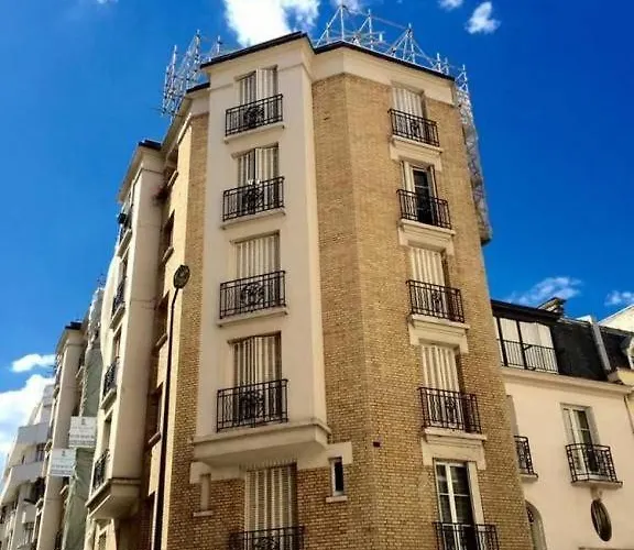 Studio In 15th Arrondissement *