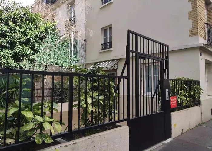 Studio In 15th Arrondissement *